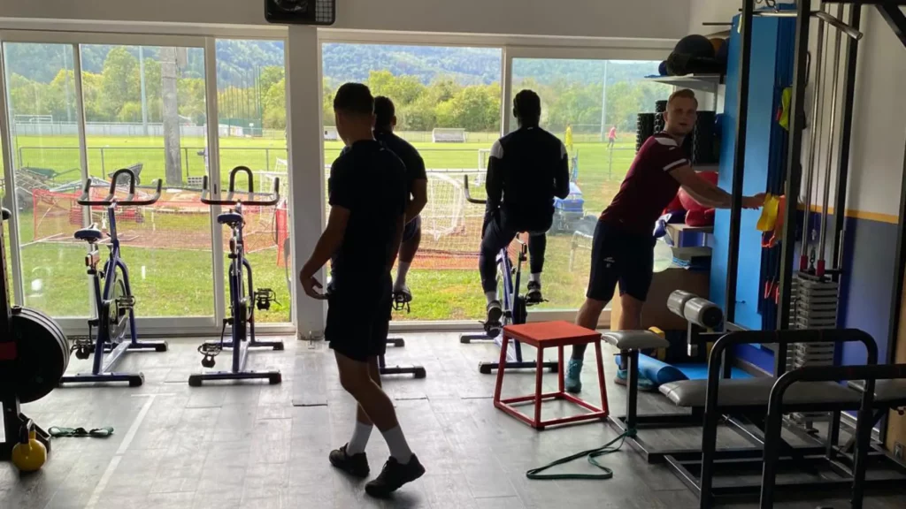 JURA-SUD-FOOTBALL-stade-12